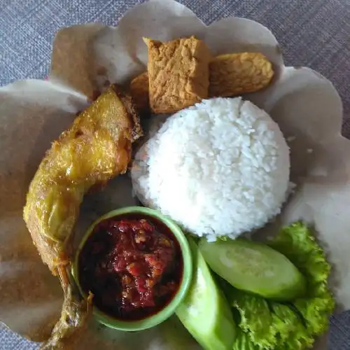 Gambar Makanan Pecel Lele Banyuwangi, Batang Arau 2