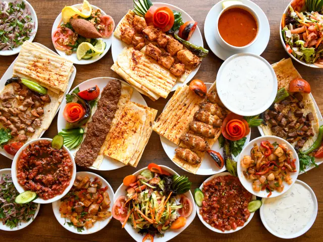 Bafra Öz Antep Sofrası'nin yemek ve ambiyans fotoğrafları 1