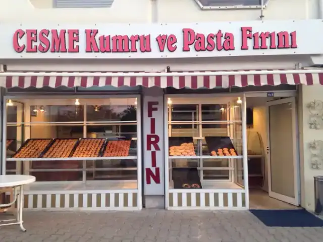 Çeşme Kumru Ve Pasta Fırını