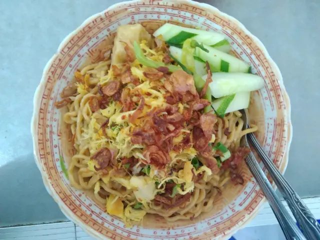 Gambar Makanan Pangsit Mie Ayam Jakarta 5