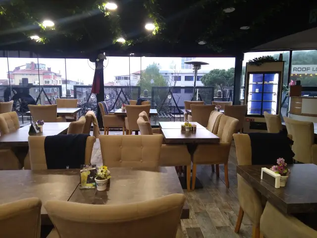 Marmara Roof Lounge'nin yemek ve ambiyans fotoğrafları 1