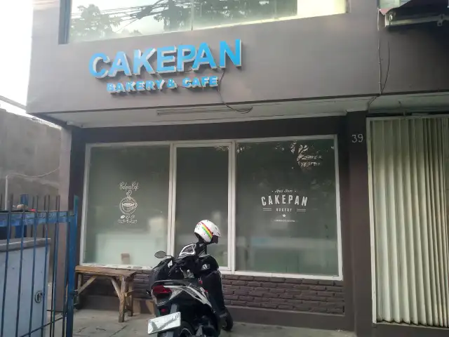 Gambar Makanan Cakepan Cafe and Bakery 8