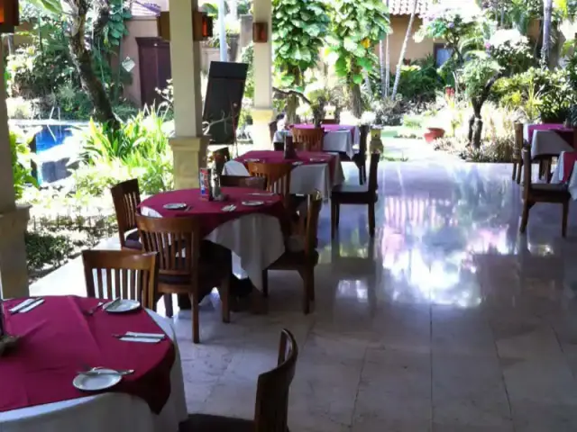 Gambar Makanan Flamboyan Restaurant  - Parigata Resorts & Villas Group 3