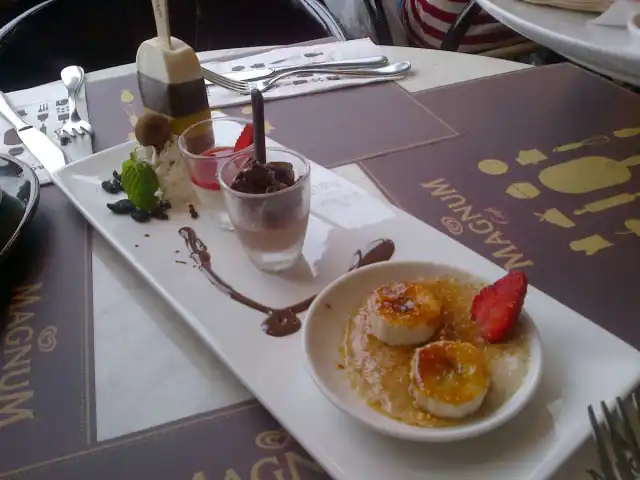 Gambar Makanan Magnum Cafe 14