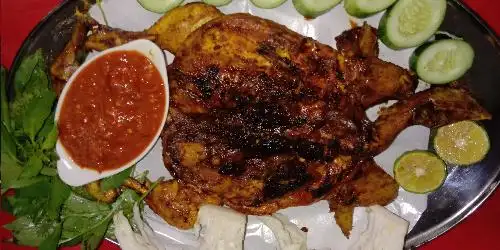 Warung Mama Ayu Ayam Bakar, Cengkareng