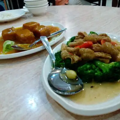 The Garden Restaurant - Gelang Patah