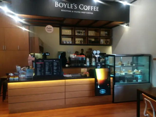 Gambar Makanan Boyle's Coffee 10