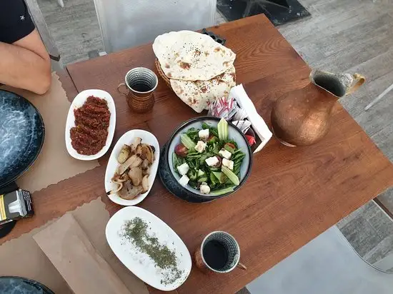 Yanık Köşk Restaurant'nin yemek ve ambiyans fotoğrafları 17