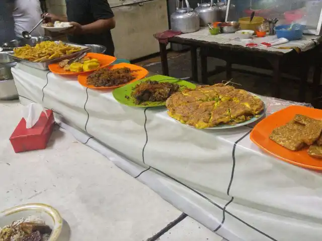 Gambar Makanan Nasi Uduk Betawi Tenda Biru 12