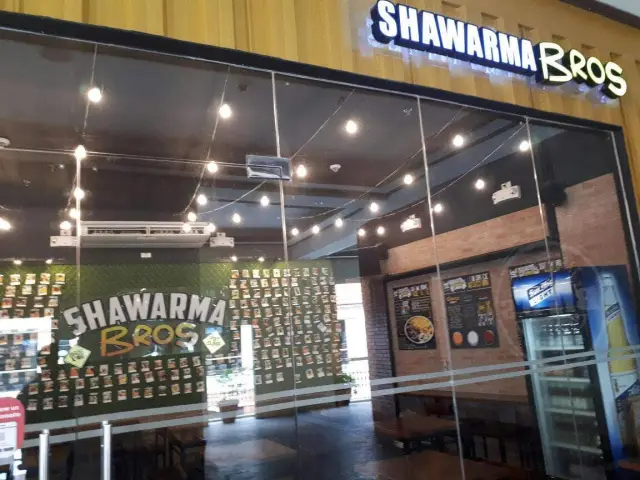 Shawarma Bros Food Photo 3