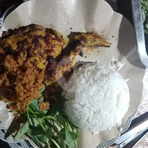 Gambar Makanan Ayam Kremes Sadewa Sambel Ijo 13