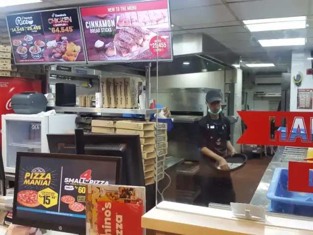 Gambar Makanan Domino's Pizza - Kemayoran 7