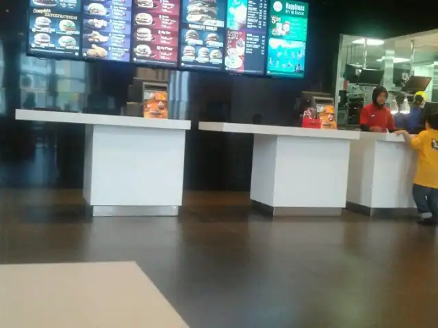 Mcdonald Taipan Food Photo 3