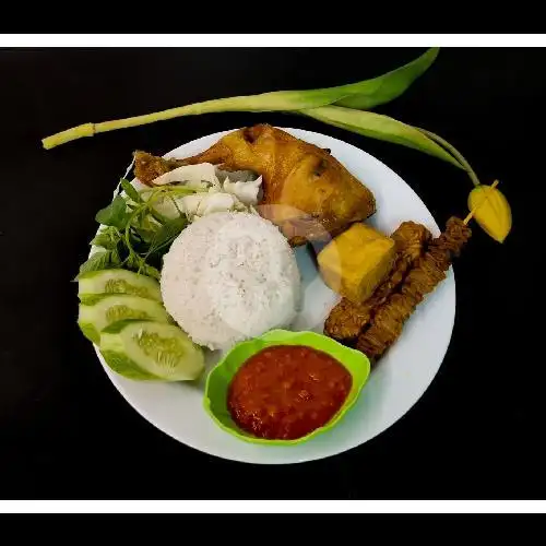 Gambar Makanan Ayam Goreng dan Sop Laris, Beji 16