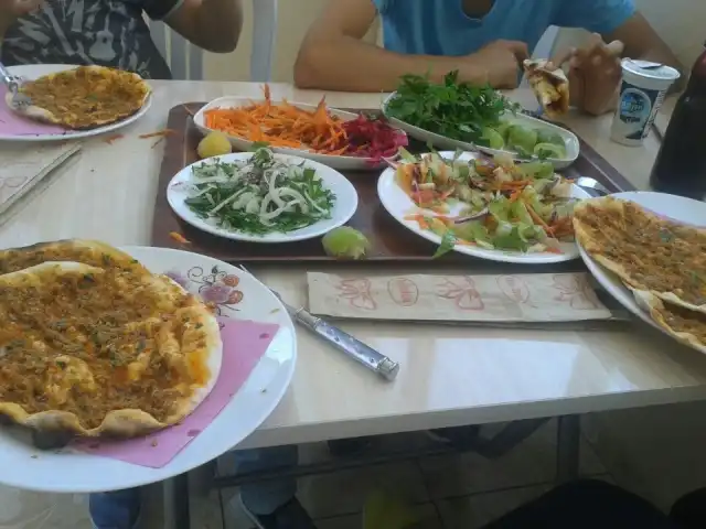 Tuna Lahmacun Sarayi'nin yemek ve ambiyans fotoğrafları 6