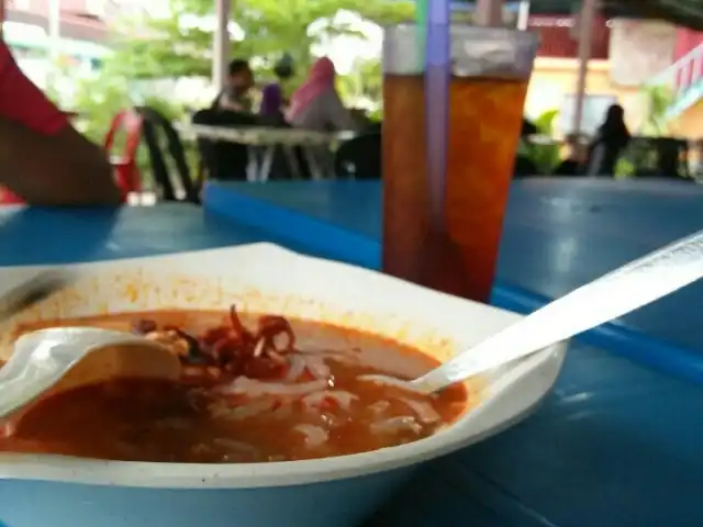 Laksa Udang Iryani Food Photo 9