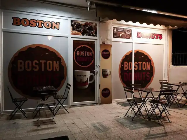 Boston Donuts'nin yemek ve ambiyans fotoğrafları 2