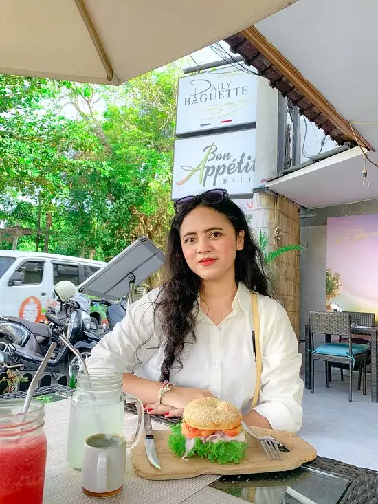 Gambar Makanan Daily Baguette Sanur 7