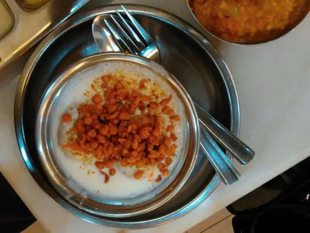 Saravanaa Bhavan Food Photo 8