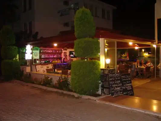 Amaris Restaurant &amp; Bar'nin yemek ve ambiyans fotoğrafları 1