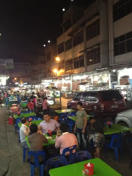 Semarang Food Center (Medan Chinatown)