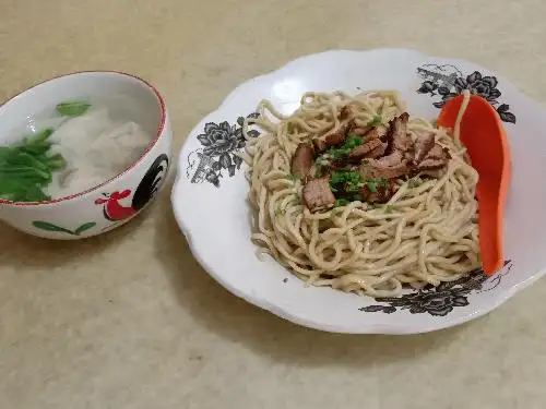 Mie Onlok Sedap Rasa