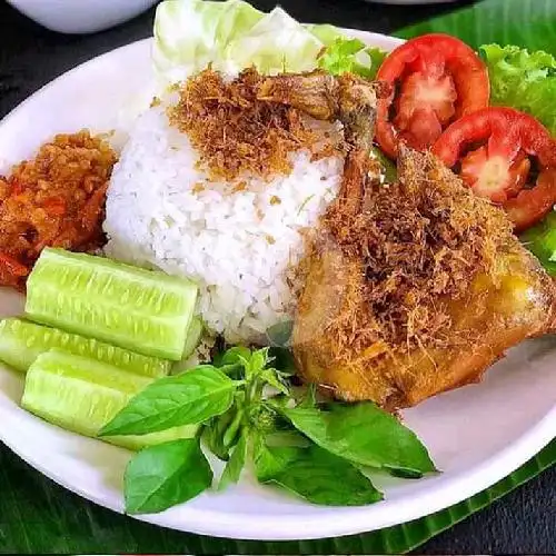 Gambar Makanan Lalapan Ayam Kalasan Geisya, Bali Cliff 1