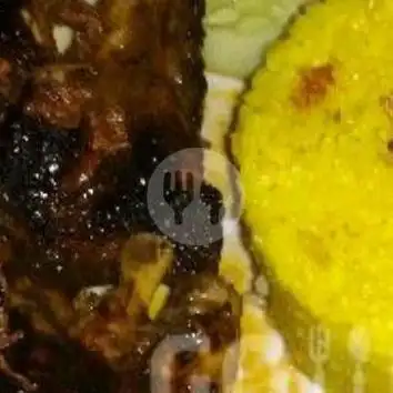 Gambar Makanan Nasi Uduk Dan Nasi Kuning Joglo Pujasera, Cicendo 8