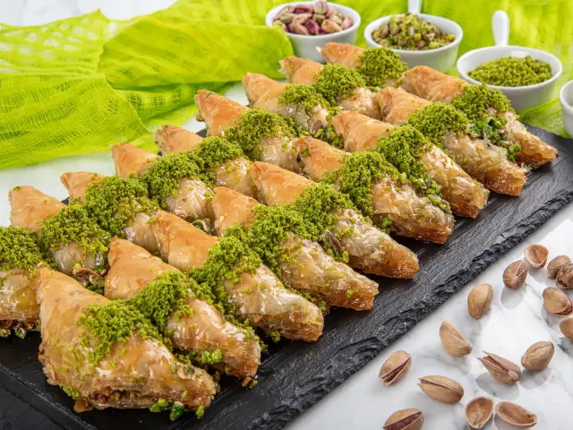 Fıstıkçıoğlu Baklava & Börek'nin yemek ve ambiyans fotoğrafları 1