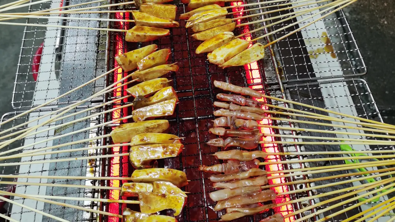 Yakitori Lawan Kuda