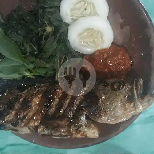 Gambar Makanan Ikan Bakar Mang Ujang, Anggajaya 11