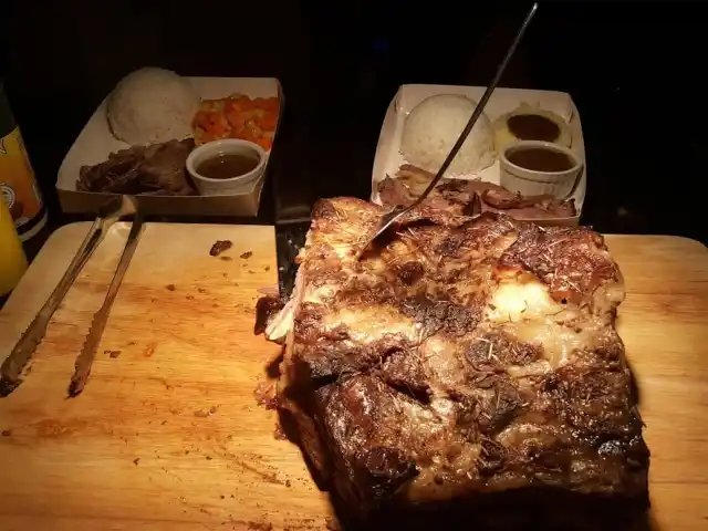 Chef Resty's Roast Beef Carving Station Food Photo 10
