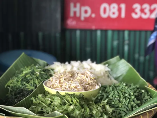 Gambar Makanan Pecel Pincuk Ibu Ida 16