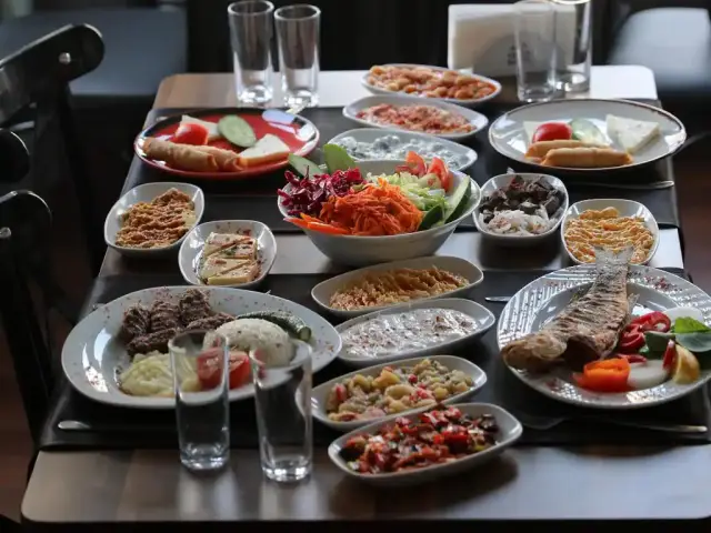Türkan Meyhanesi'nin yemek ve ambiyans fotoğrafları 15