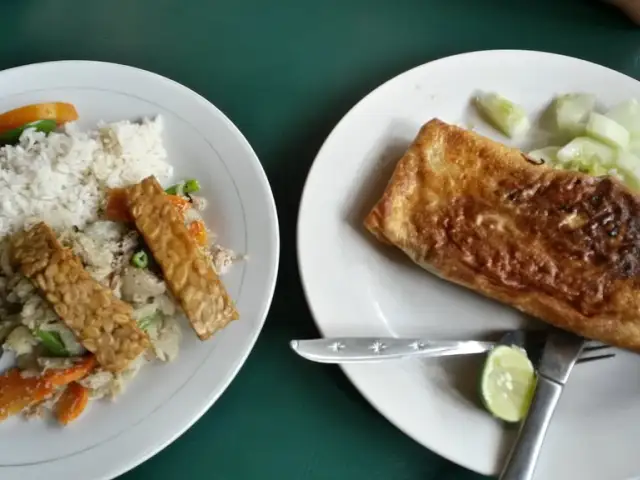 Gambar Makanan Warung Bambu Gili Air 14