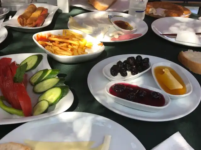 Burgaz Park Cafe'nin yemek ve ambiyans fotoğrafları 19