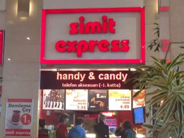 Simit Express'nin yemek ve ambiyans fotoğrafları 3