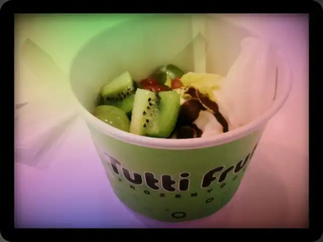 Tutti Frutti Frozen Yogurt Food Photo 2