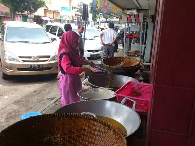 Gambar Makanan Pusat Oleh-oleh Khas Purwokerto 2