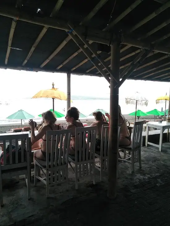 Gambar Makanan Aksata Beach Resto and Bar 13