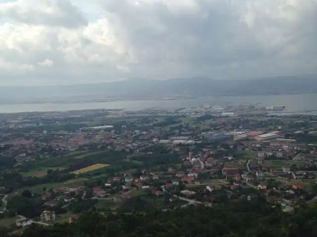 Gölcük Kadırga Tesisleri'nin yemek ve ambiyans fotoğrafları 5