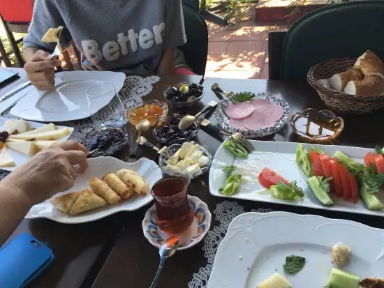 Perispri'nin yemek ve ambiyans fotoğrafları 2