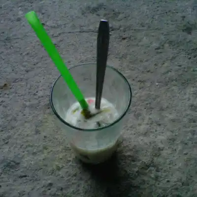 Es Cincau gerbang ISI Solo