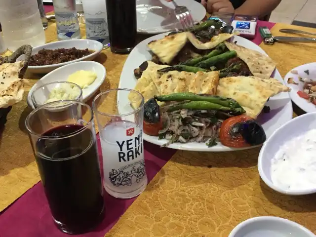Adana Ocakbaşı Restaurant'nin yemek ve ambiyans fotoğrafları 2