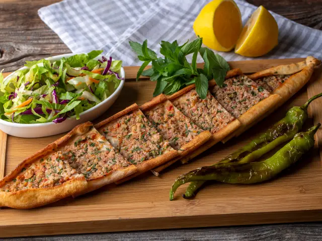 Tepebaşı Pide & Lahmacun'nin yemek ve ambiyans fotoğrafları 1