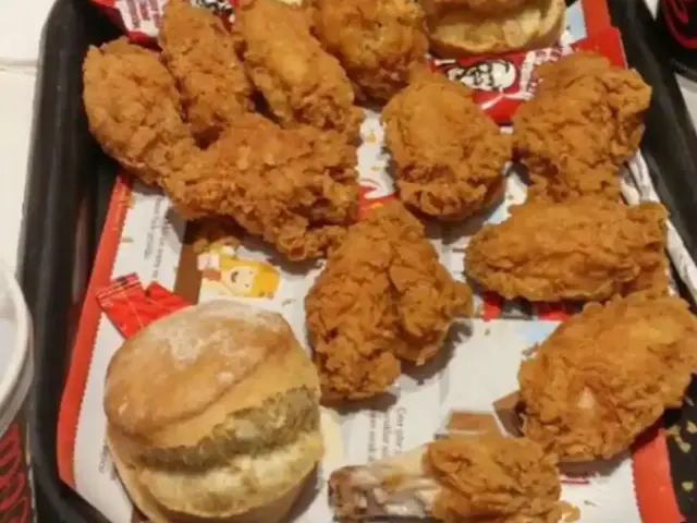 KFC Kentucky Fried Chicken'nin yemek ve ambiyans fotoğrafları 16