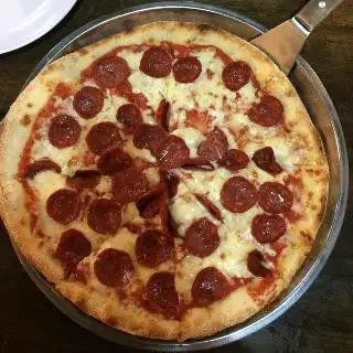 Gino Pizza Food Photo 2