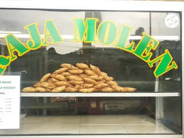 Gambar Makanan Raja Molen Mega Regency 1