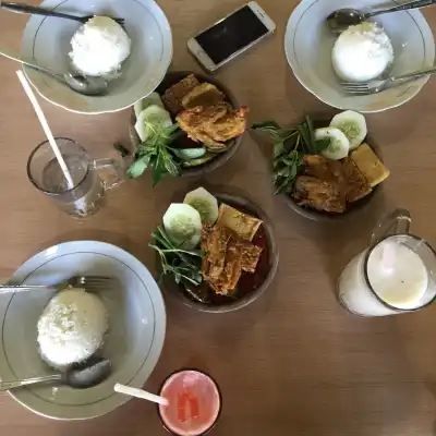Ayam Goreng & Bakar CHI-CHI