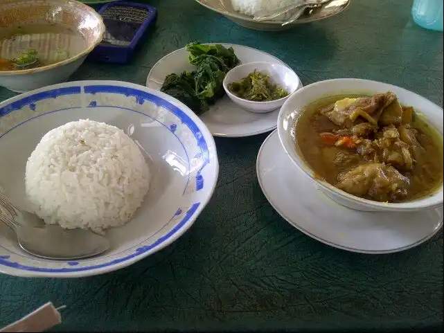 warung makan "KARYA RINI" special TENGKLENG IGA SAPI & SOUP IGA BAKAR MADU